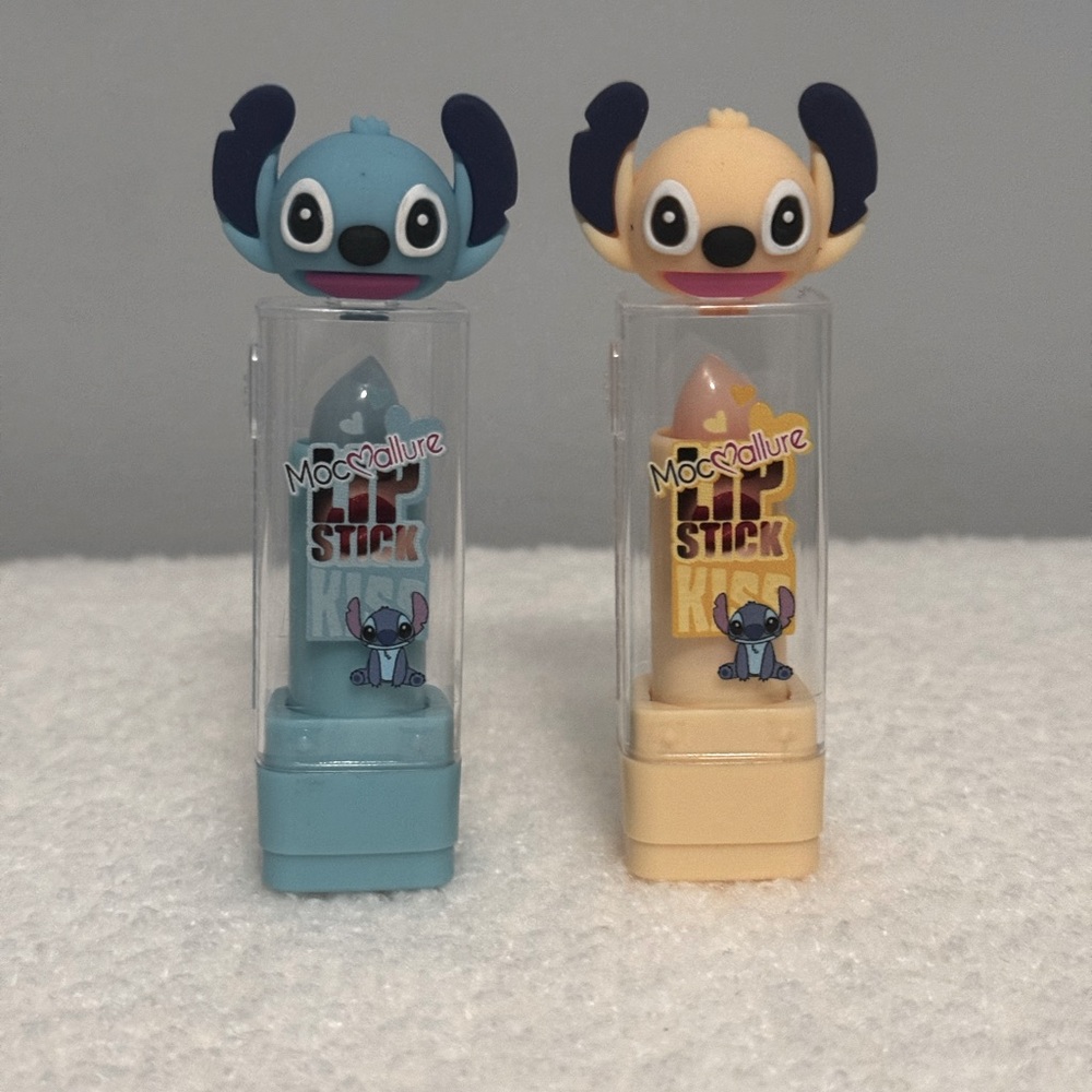 Mocollure Lip balm Set featuring a Stitch top!